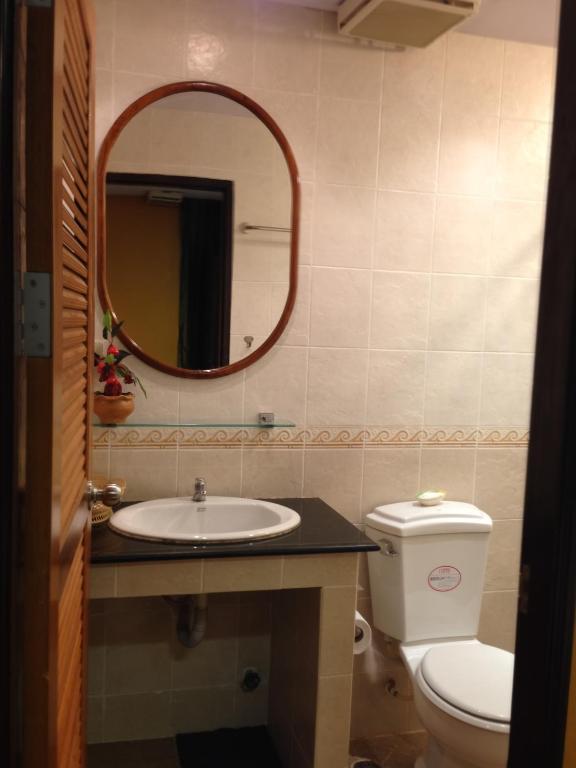 China Guest Inn Bangkok Room photo